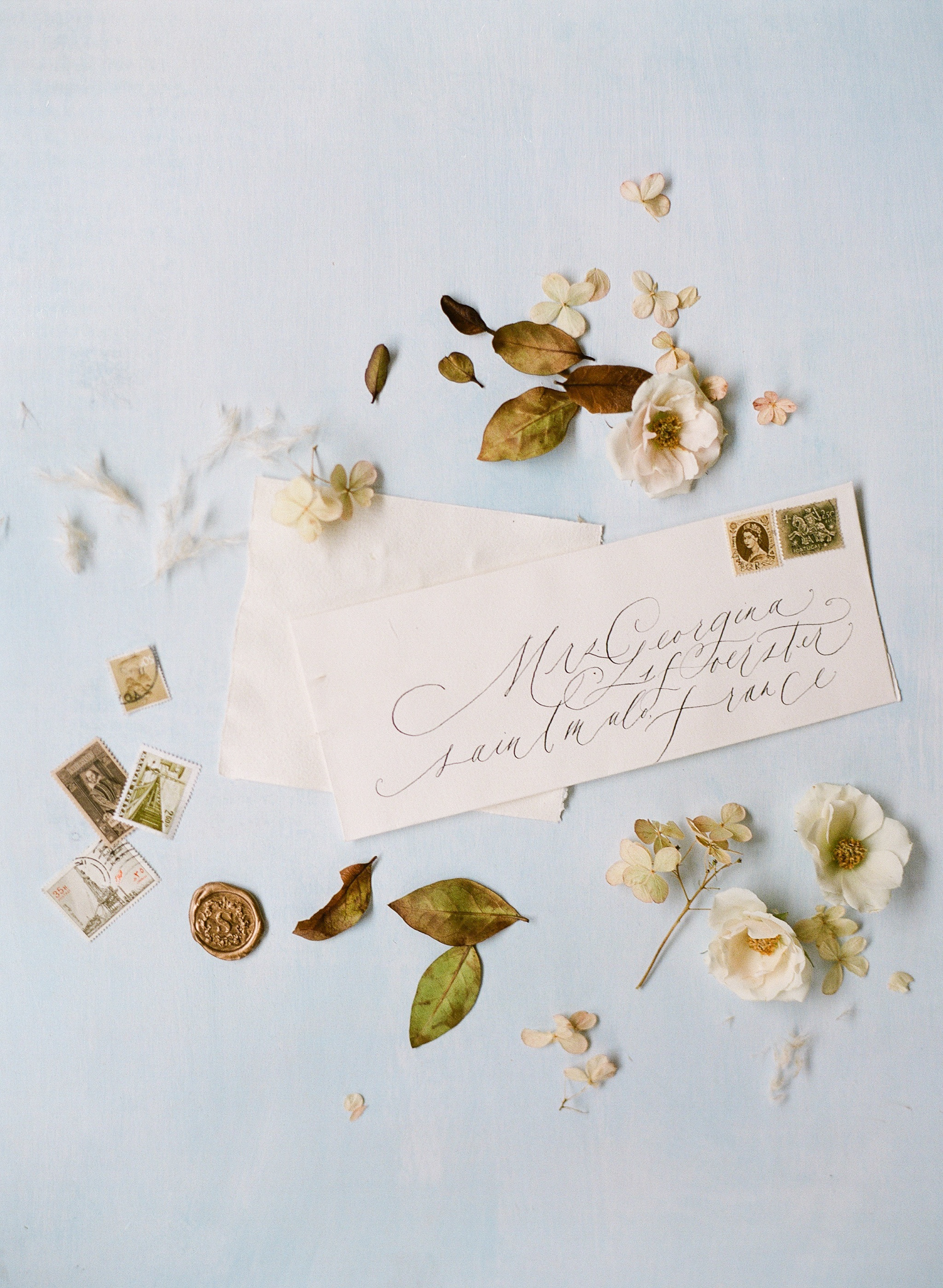 Fine Art Wedding Photographer Paris | Molly Carr Photography | Isibeal Studio | Tara Nicole Weddings | Shasta Bell Calligraphy | Handmade Paper Wedding Invitation