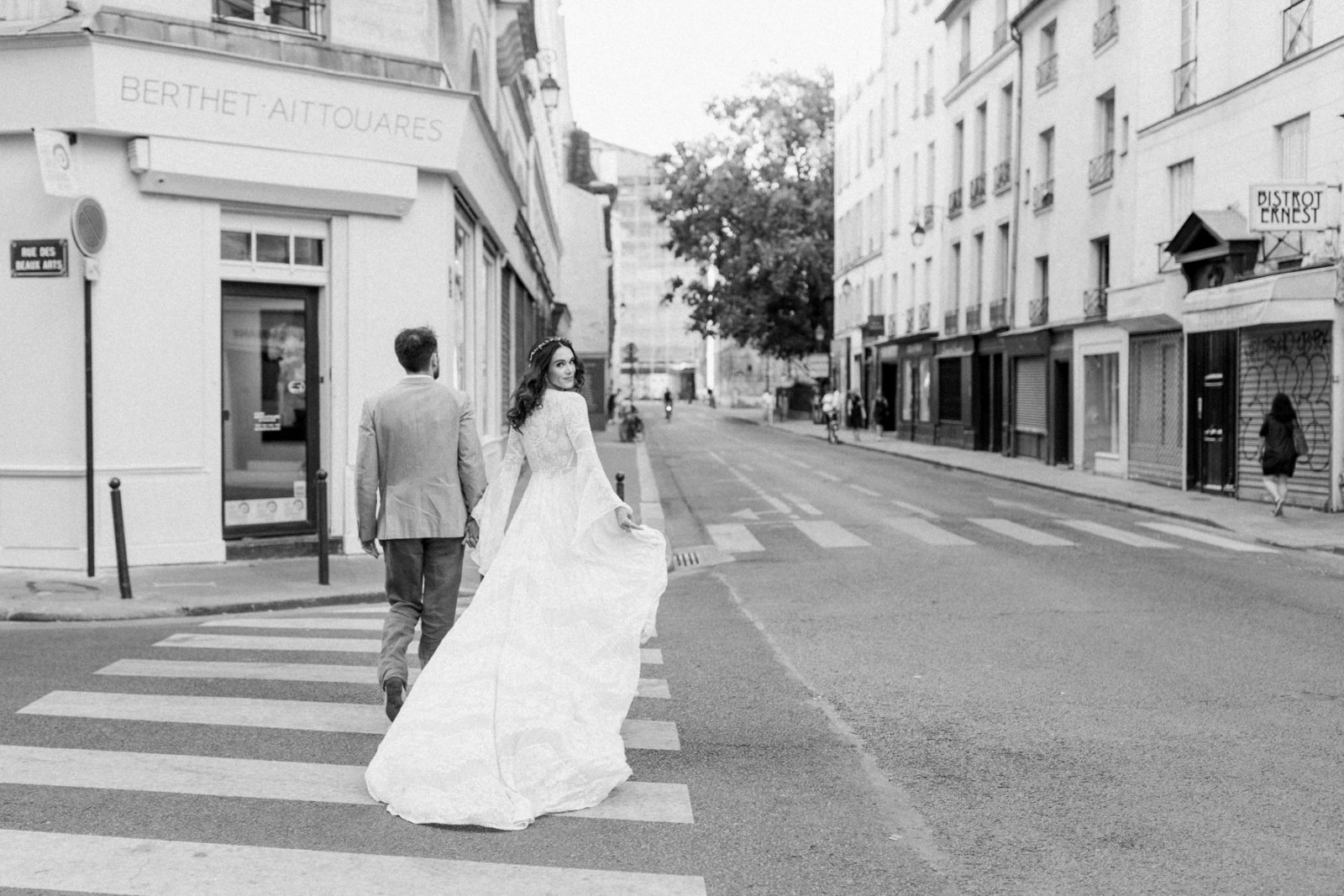 Paris Wedding Photography | Paris Wedding Photographer | France Wedding Photos | Paris Film Photographer | Molly Carr Photography | Rue de Seine Wild Harlow Wedding Gown | Saint Germain de Pres | Samantha Smart Wedding