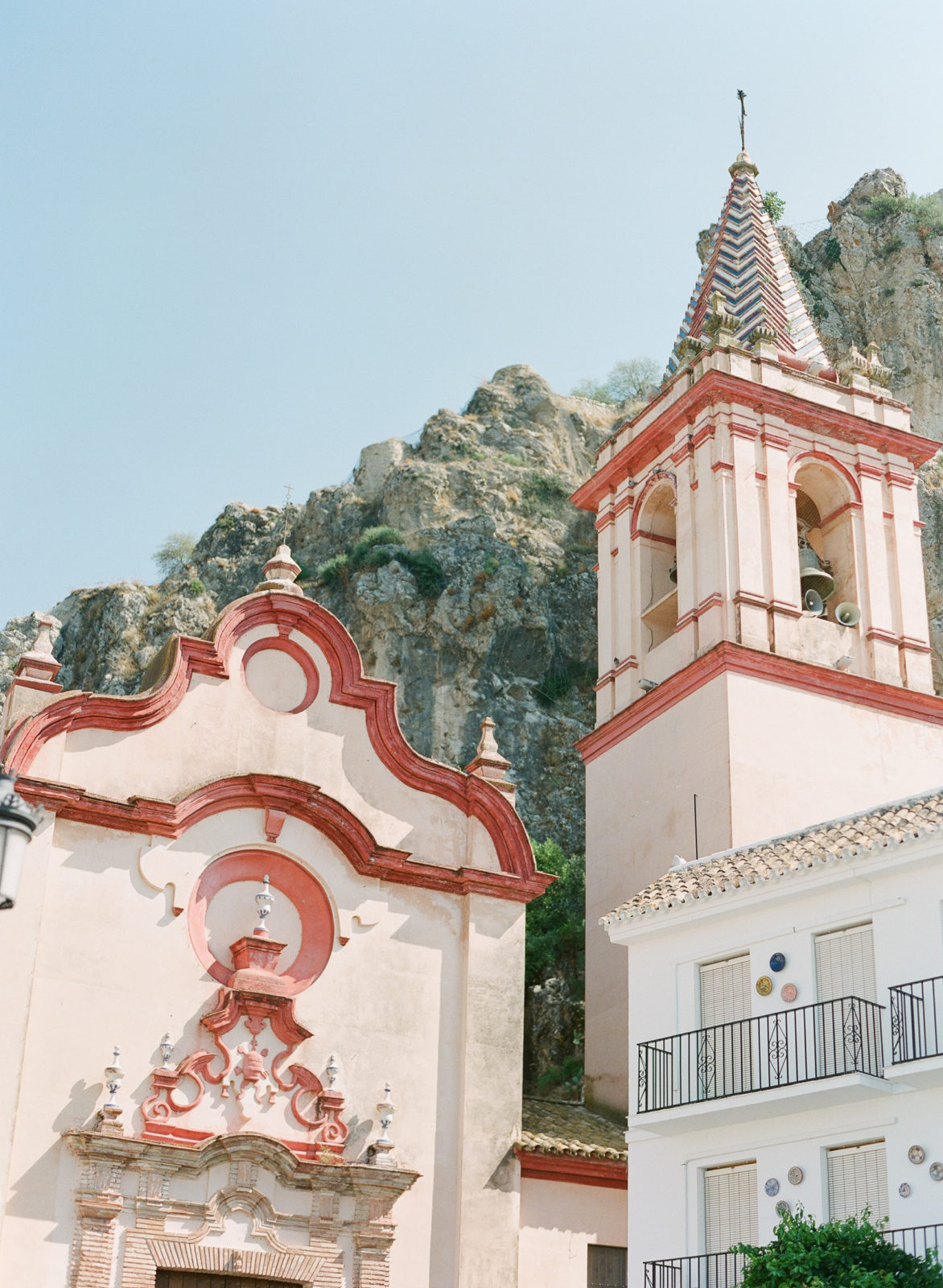 Spain Wedding Photographer | Andalusia Travel Guide | Ronda, Spain | Destination Wedding Photographer | Molly Carr Photography | Sierra de Grazalema | Zahara de la Sierra Travel Guide