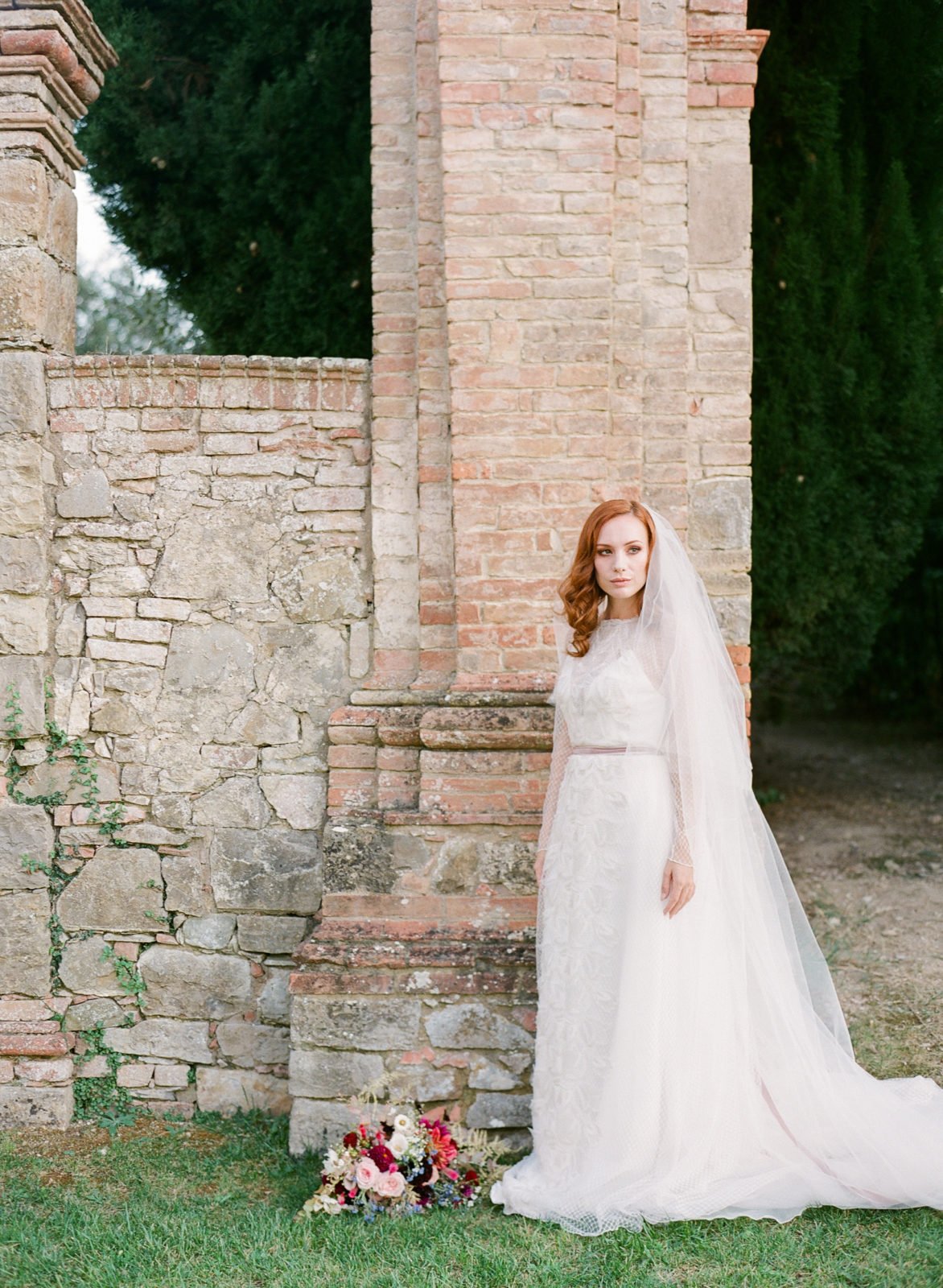 Tuscany Wedding Photographer | Molly Carr Photography | Villa di Geggiano Luxury Wedding | Italy Film Photographer | Fete Event Planning | Isibeal Studio