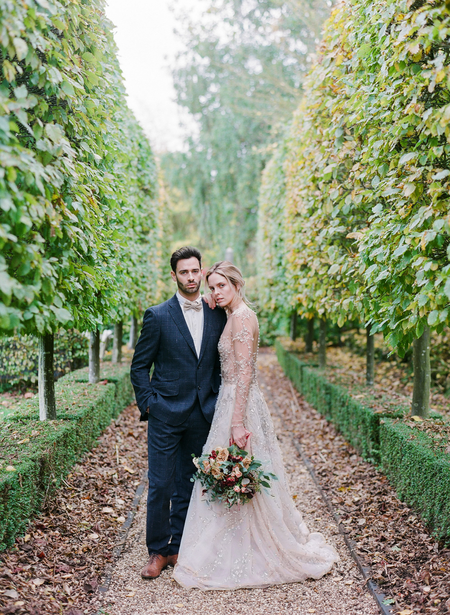 Cotswolds Wedding Photographer | Molly Carr Photography | England Wedding Photography | Destination Wedding | Film Photographer | Lily & Sage | Fall Wedding in Europe
