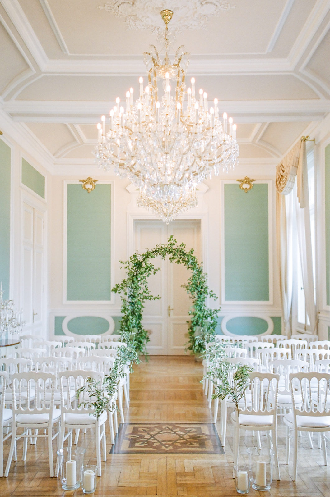 France Wedding Venues | Best Destination Wedding Venue | Molly Carr Photography | Paris Wedding Photographer | Chateau Bouffemont