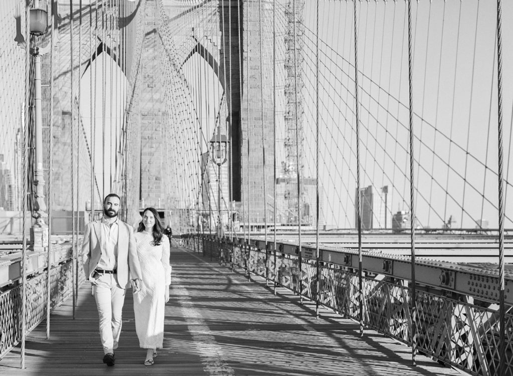 New-York-Film-Photographer-NYC-Luxury-Wedding-Photos-Spring-Engagement-Session-Molly-Carr-Photography-Brooklyn-Bridge