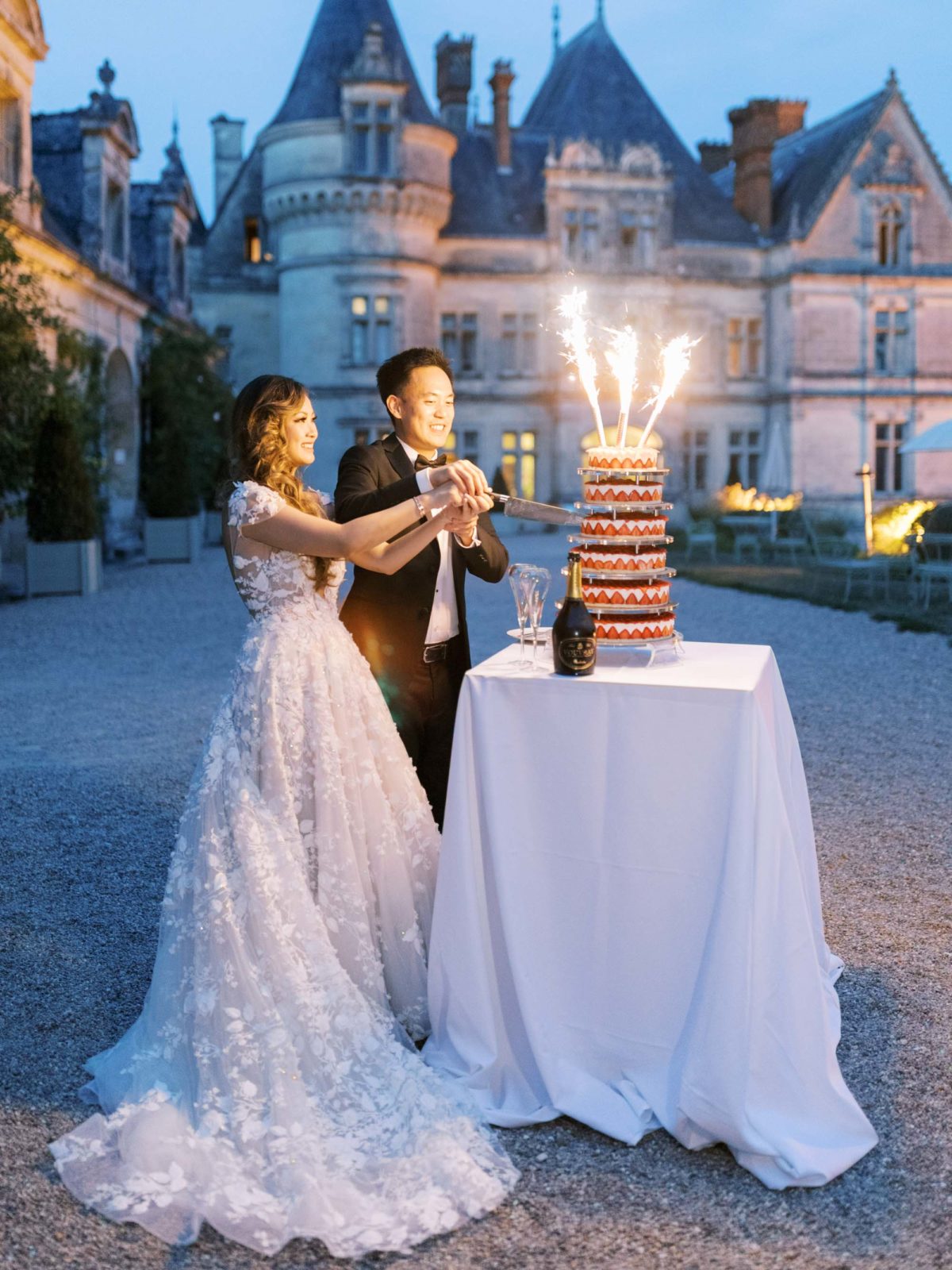 Chateau Bourdaisiere Wedding Photographer | Loire Valley France Luxury Wedding | Paris Film Photographer | Molly Carr Photography