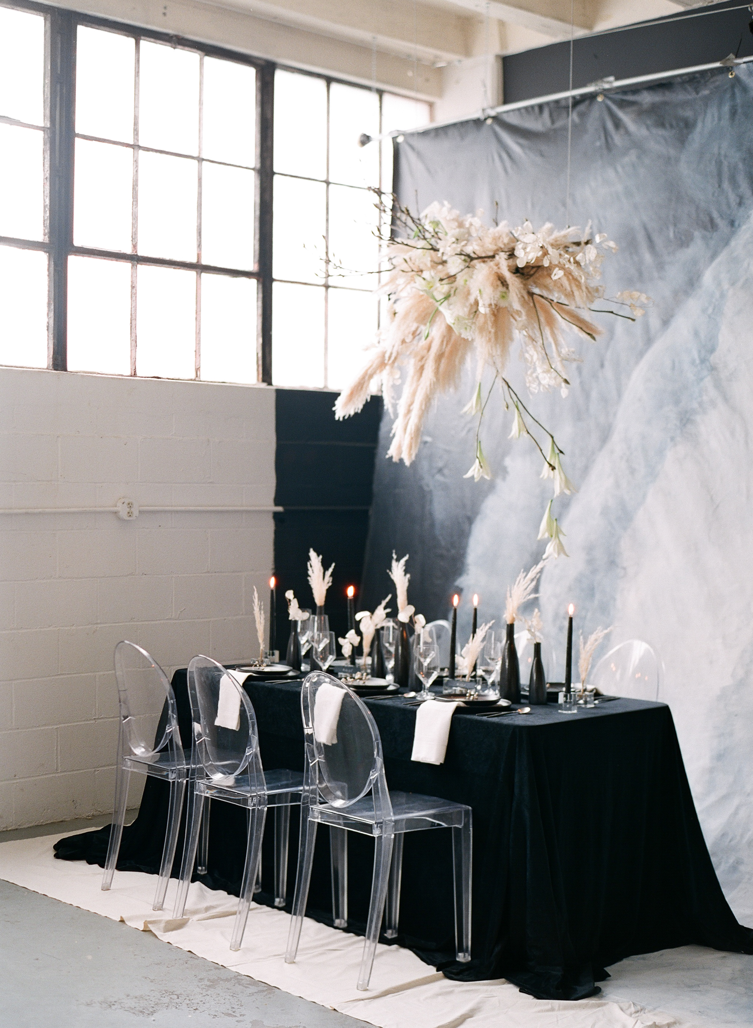 Fine Art Wedding Photographer Paris | Molly Carr Photography | Isibeal Studio | Tara Nicole Weddings | Modern Black Wedding Table with Clear Ghost Chairs