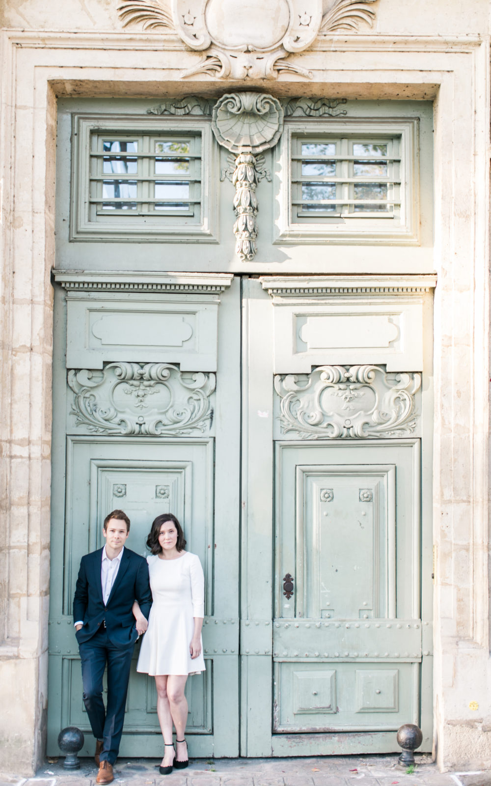 Best Engagement Photos of 2018 | Fine Art Film Photography | Destination Wedding Photographer | Molly Carr Photography | Engagement Session | Pre-Wedding Photos | Chic Paris Engagement Session | France