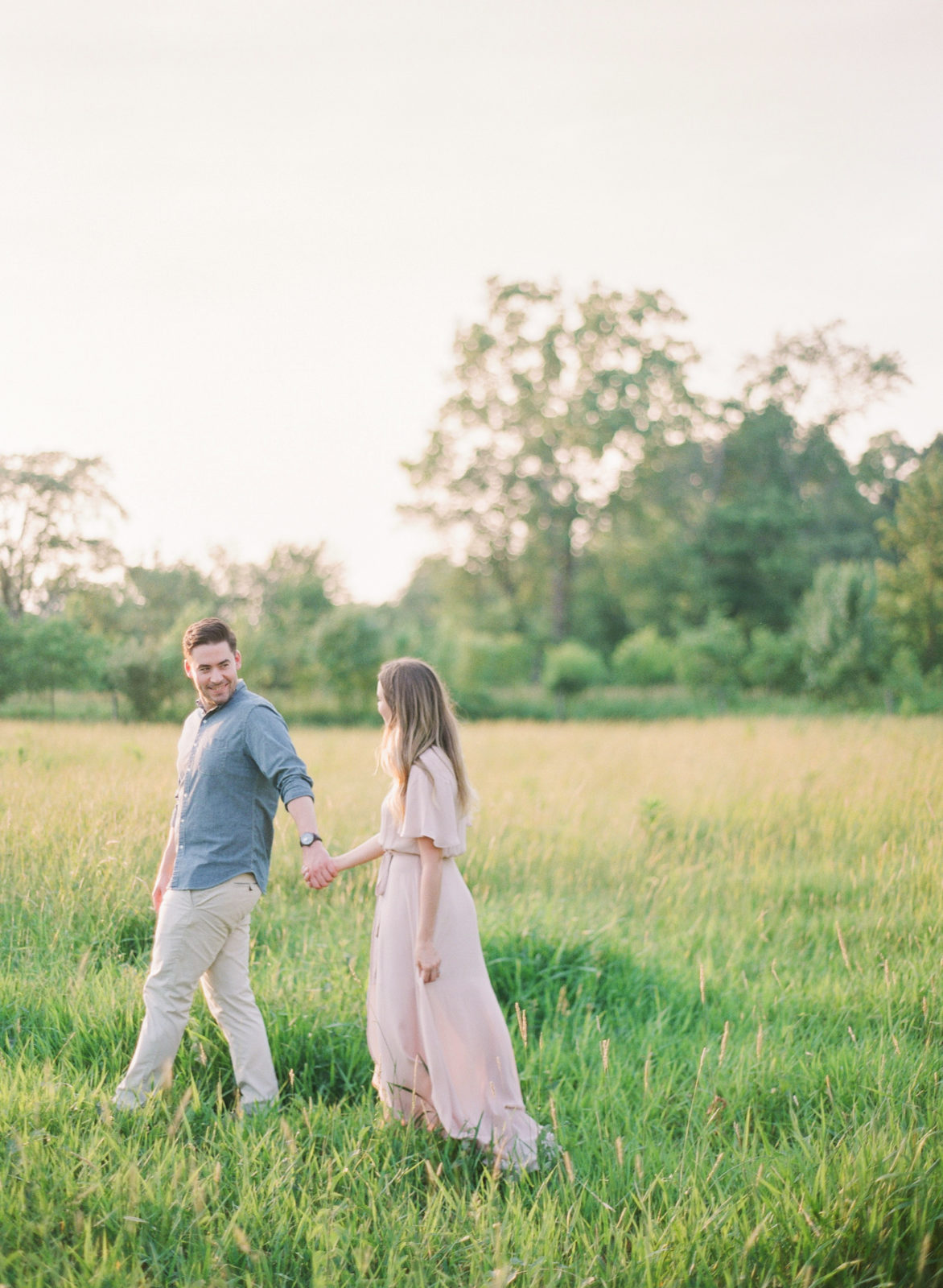 Best Engagement Photos of 2018 | Fine Art Film Photography | Destination Wedding Photographer | Molly Carr Photography | Engagement Session | Pre-Wedding Photos | Summer Engagement Session in a Field