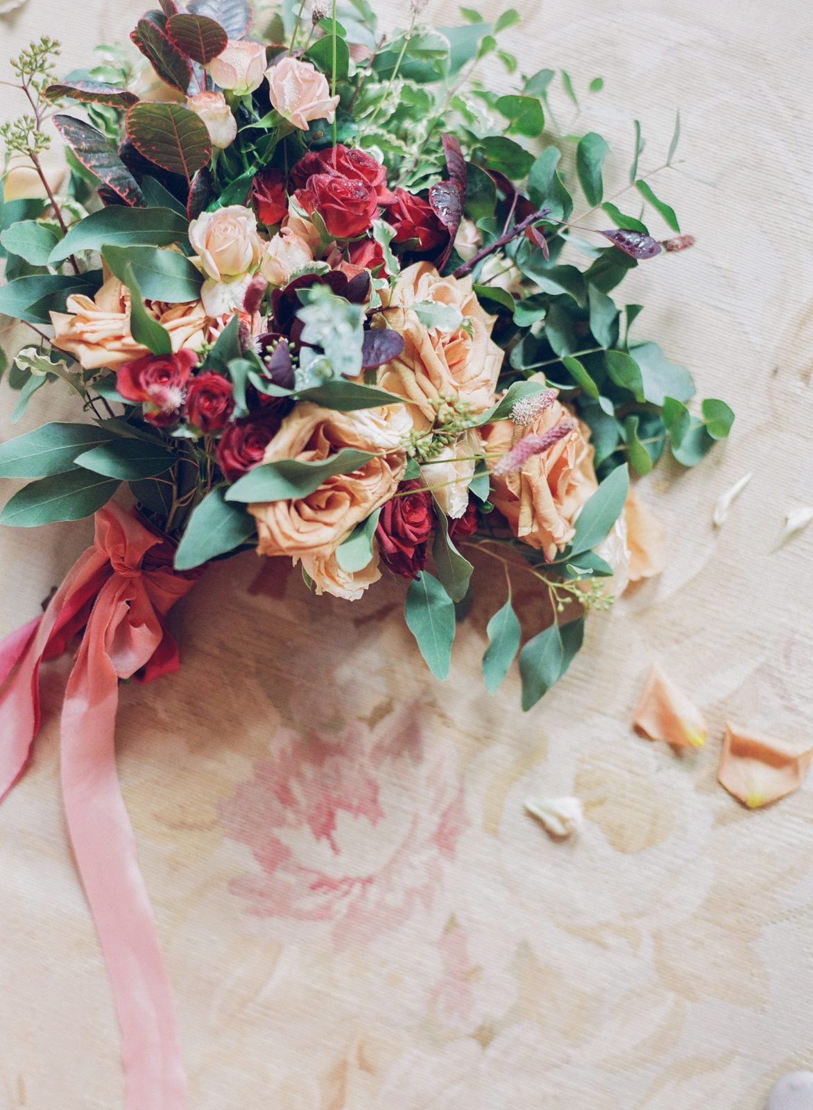 Best Wedding Bouquets of 2018 | Fine Art Wedding Photography | Film Wedding Photography | Molly Carr Photography | English Countryside Wedding | Fall Bridal Bouquet 