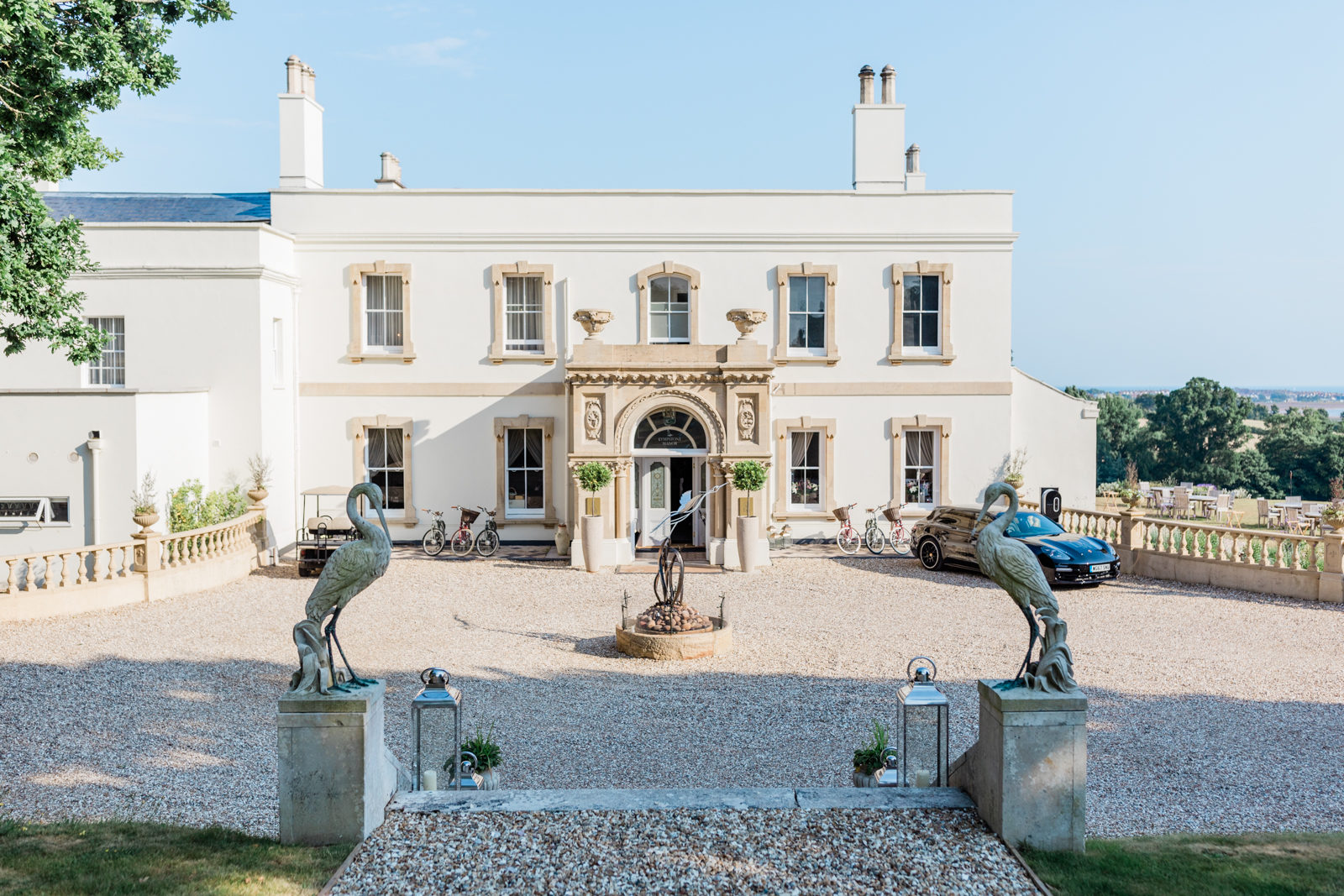 Devon Wedding Photographer | Lympstone Manor | Exe Estuary | English Wedding Photography | Luxury Travel | Molly Carr Photography