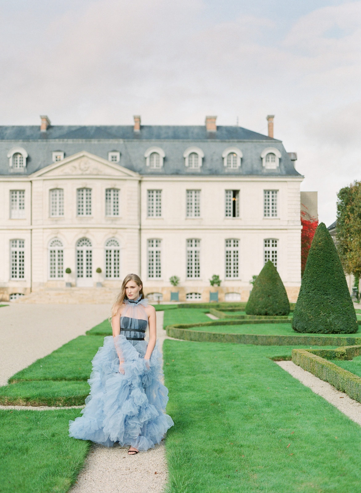 Best Destination Wedding Venues | Molly Carr Photography | Luxury Destination Wedding | Paris Film Photographer | France Wedding Photography | Chateau du Grand-Luce | Loire Valley, France