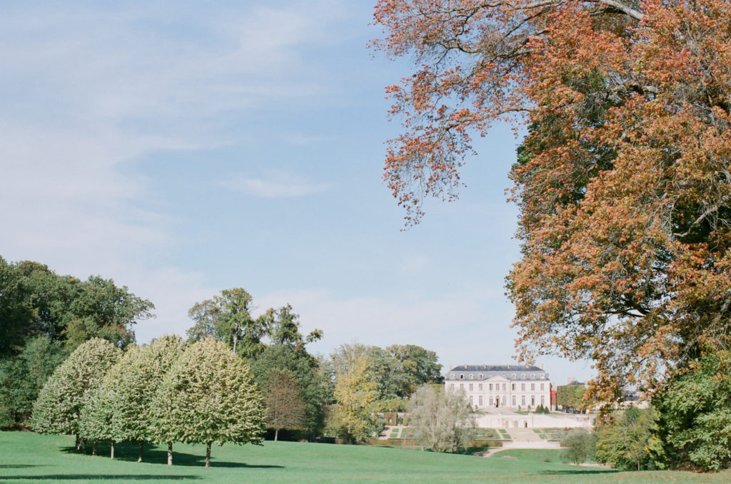 Chateau Grand Luce Wedding Photography | Luxury Loire Valley France Destination Wedding | French Garden | Molly Carr Photography and Rachael Ellen Events